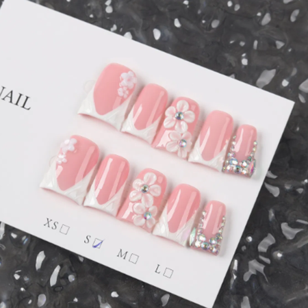 in press-on nails 9